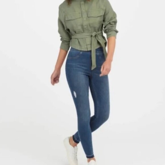 SPANX Distressed Ankle Skinny Raw Hem Pull on Legging Jeans 20203R Size LARGE - Picture 3 of 10